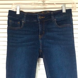 Stretchy skinny jeans